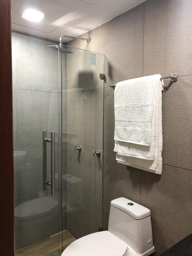 Gold Palace Hotel Сан Хуан де лос Лагос Екстериор снимка